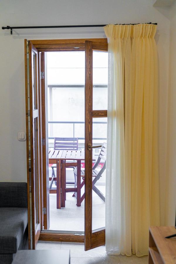 Quince Center Apartment *